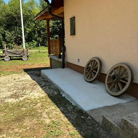 Ranch Jajce Villa *